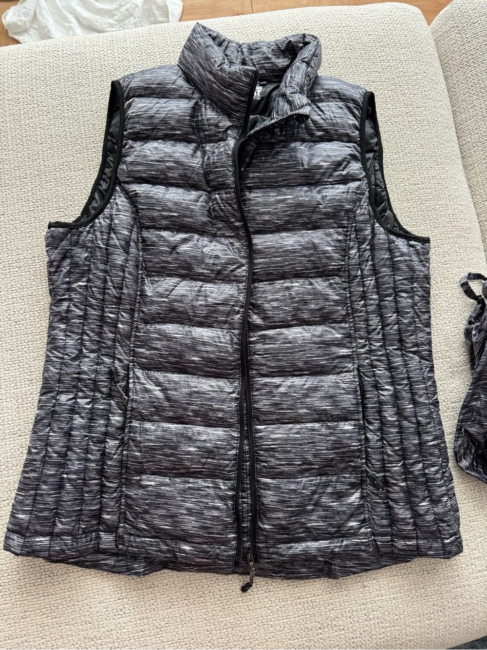 32 Degrees Women's Quilted Packable Vest in Heathered Gray